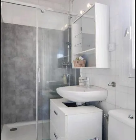 Precioso Y Acogedor Atico Old Town Lägenhet *